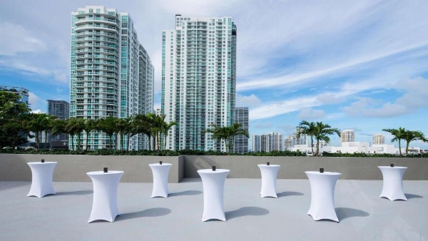 Hyatt Centric Brickell Miami image 8